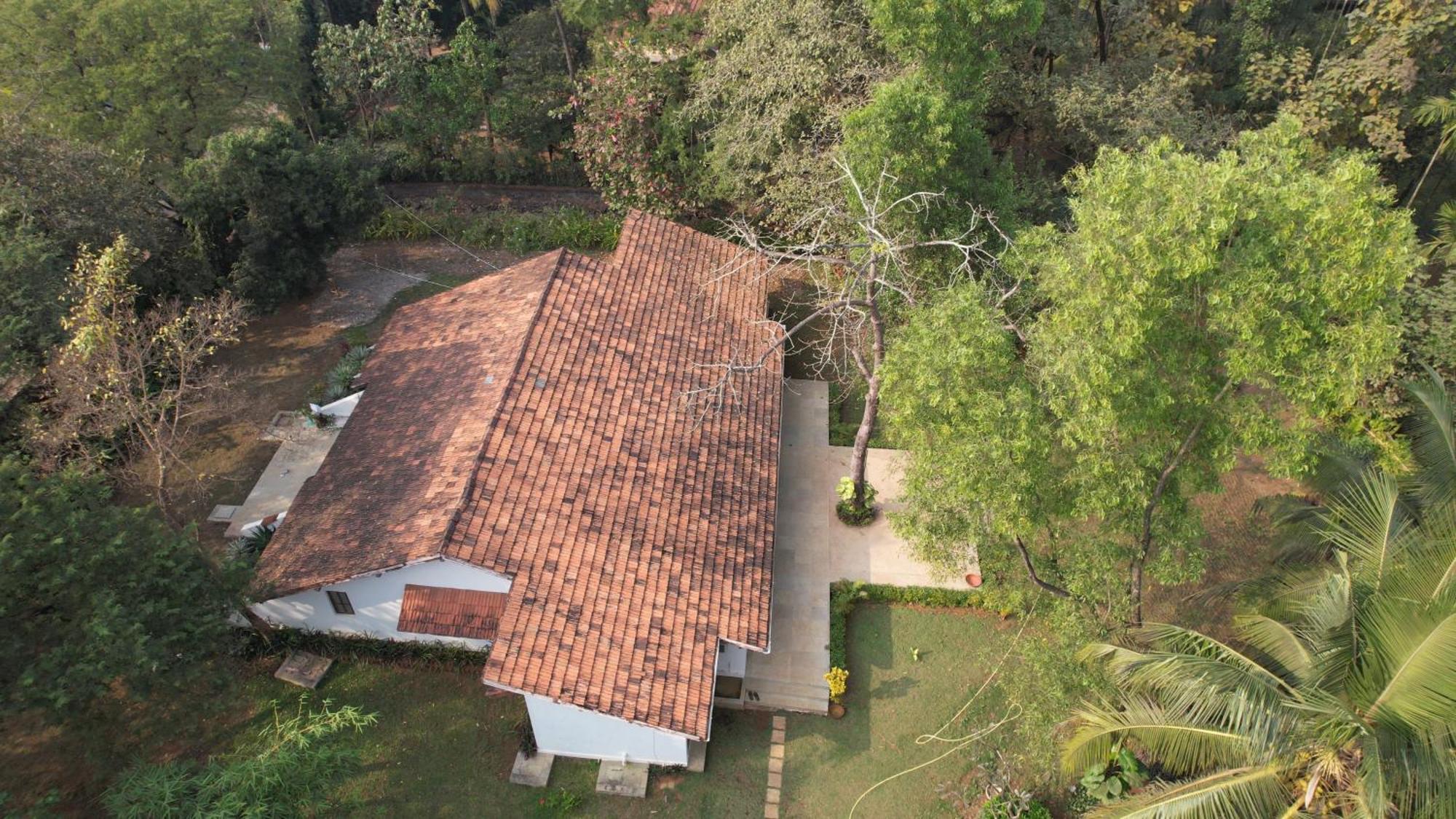 Banyan House - Luxurious 4 Bedroom Villa On One Acre, Near The Beach ナガオン エクステリア 写真