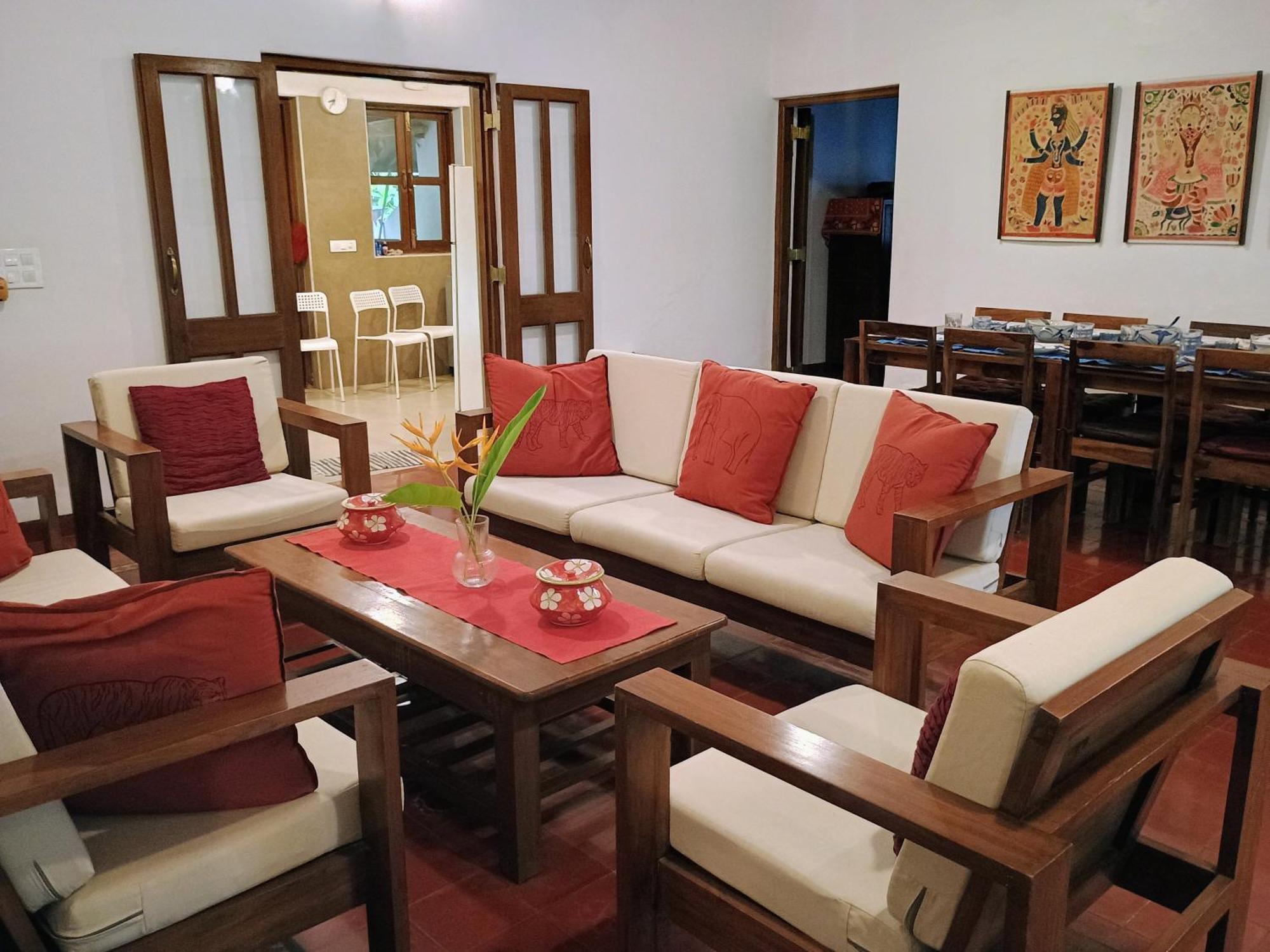 Banyan House - Luxurious 4 Bedroom Villa On One Acre, Near The Beach ナガオン エクステリア 写真
